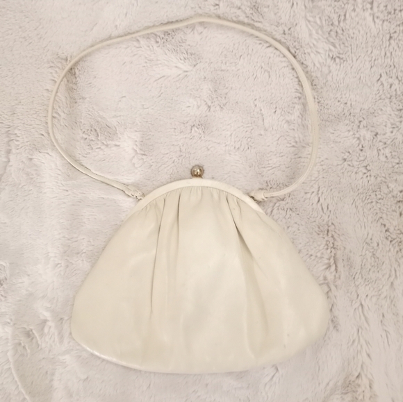 Zenith Vintage 60's Handmade Soft Buttery Cream Leather Shoulder Bag - Picture 3 of 5